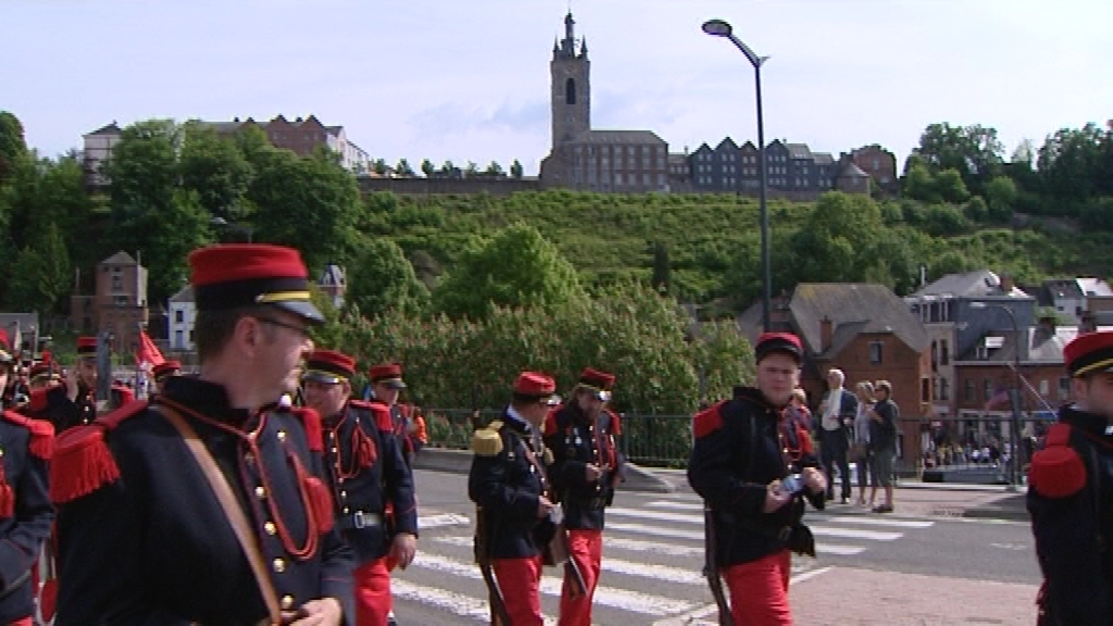 14051804 Marche Saint-Roch à Thuin