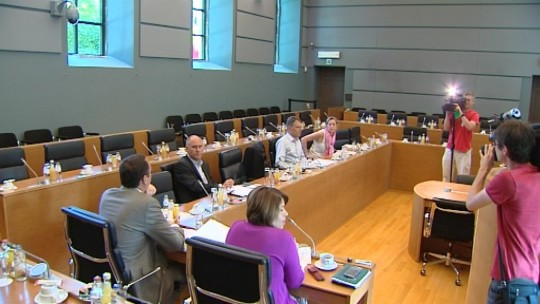 14061101 Pas de fumée blanche au Parlement wallon