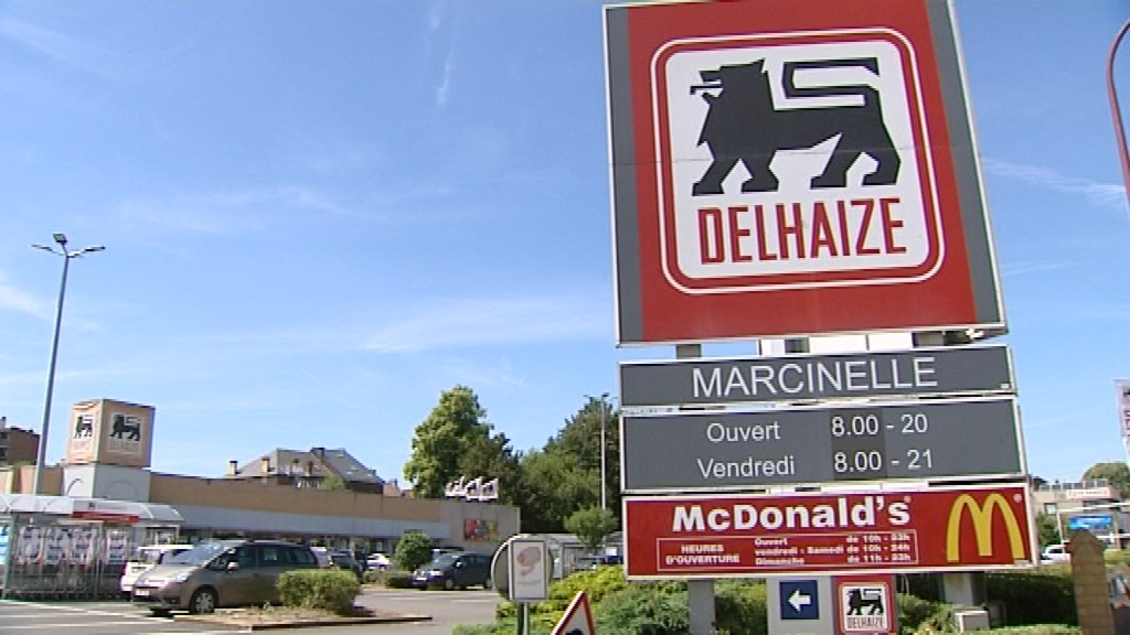14061204 Drame social chez Delhaize : action dans les magasins de Marcinelle et Bouffioulx