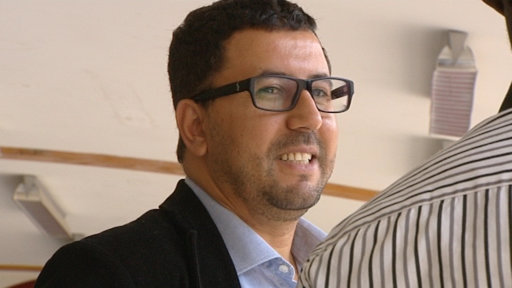 14062005 Mohammed Fekrioui, nouvel échevin carolo
