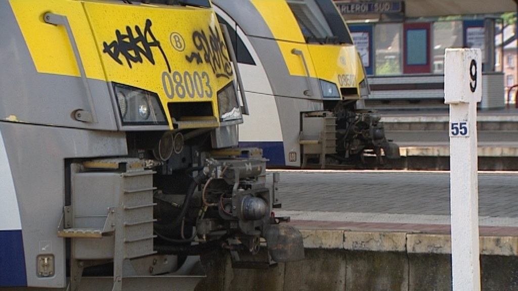 14063003 La paralysie était quasi totale ce lundi sur le rail