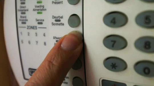 0 En juin, de ma maison je prends soin : prévention vol (1/4)