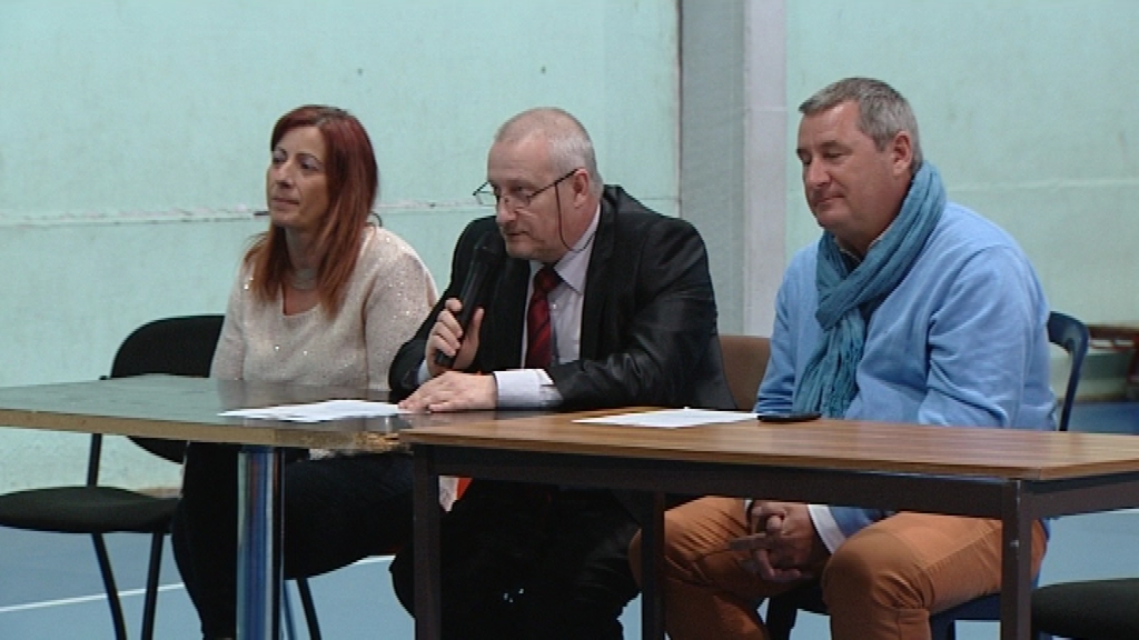 Mise au point de l'école des jeunes de Charleroi 21