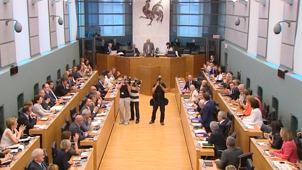 14072202 Nouveau gouvernement wallon : réactions au sein du Parlement