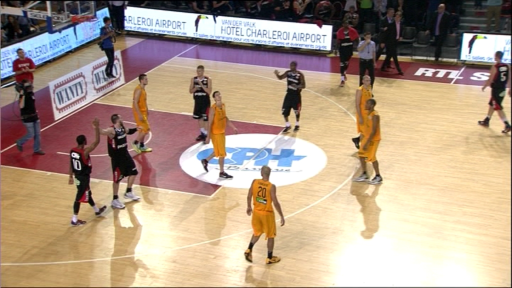 14100308 Spirou - Ostende : un gros morceau pour entamer le championnat !