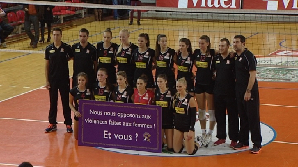14101103 Bon début de saison pour les Dauphines !