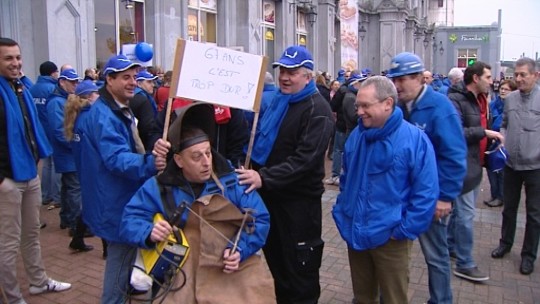 14110602 Plus de 100.000 personnes à la manifestation nationale