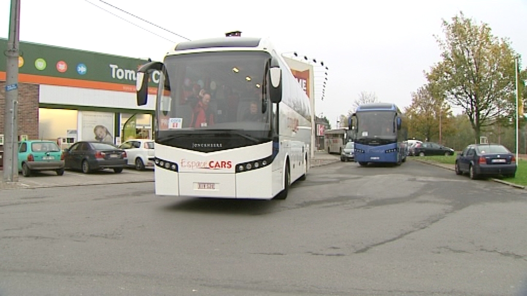 14110601 Pas trop de perturbations au Cora de Châtelineau
