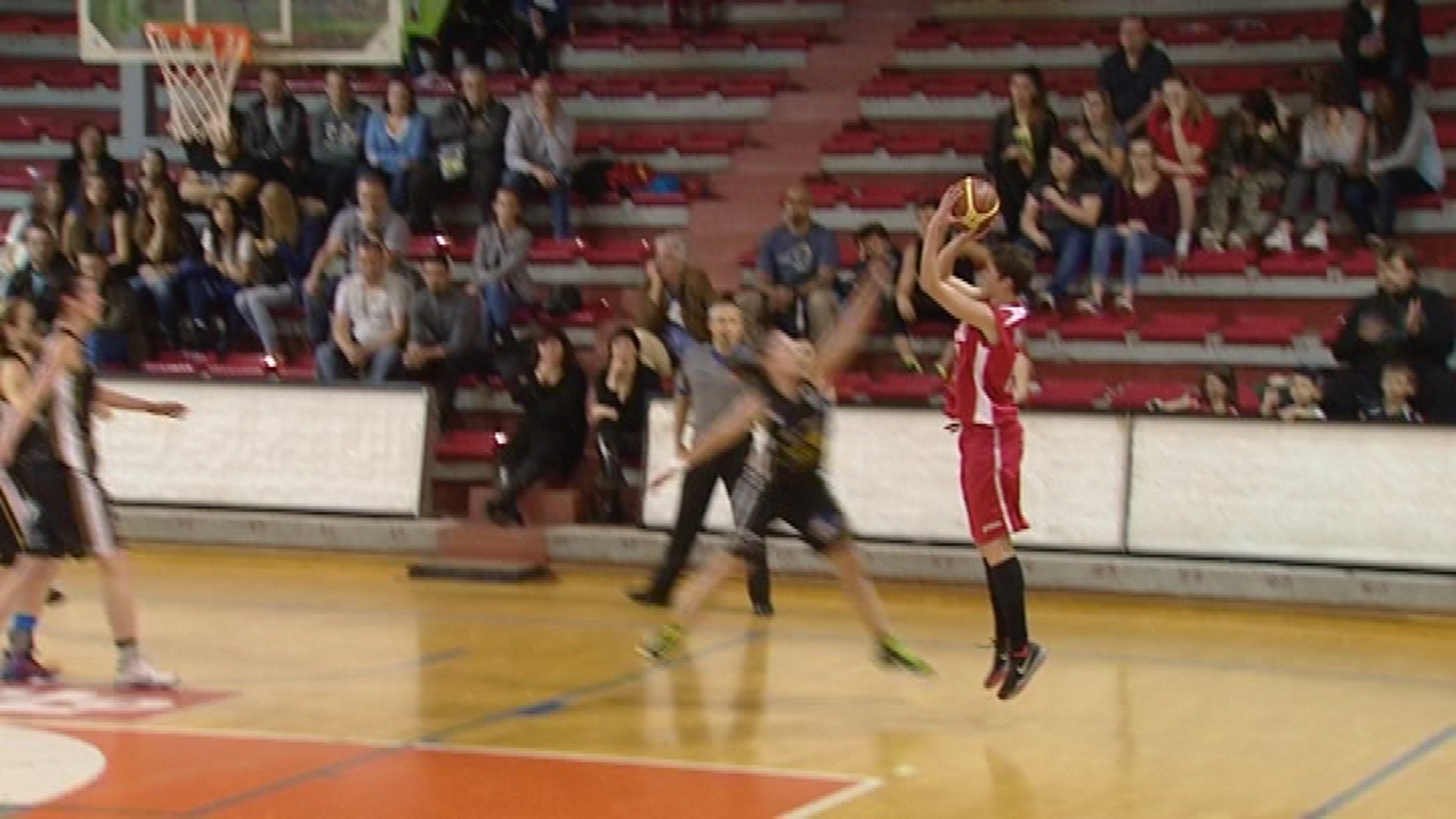 14112305 Spirou Monceau - CEP Fleurus : derby sous haute tension