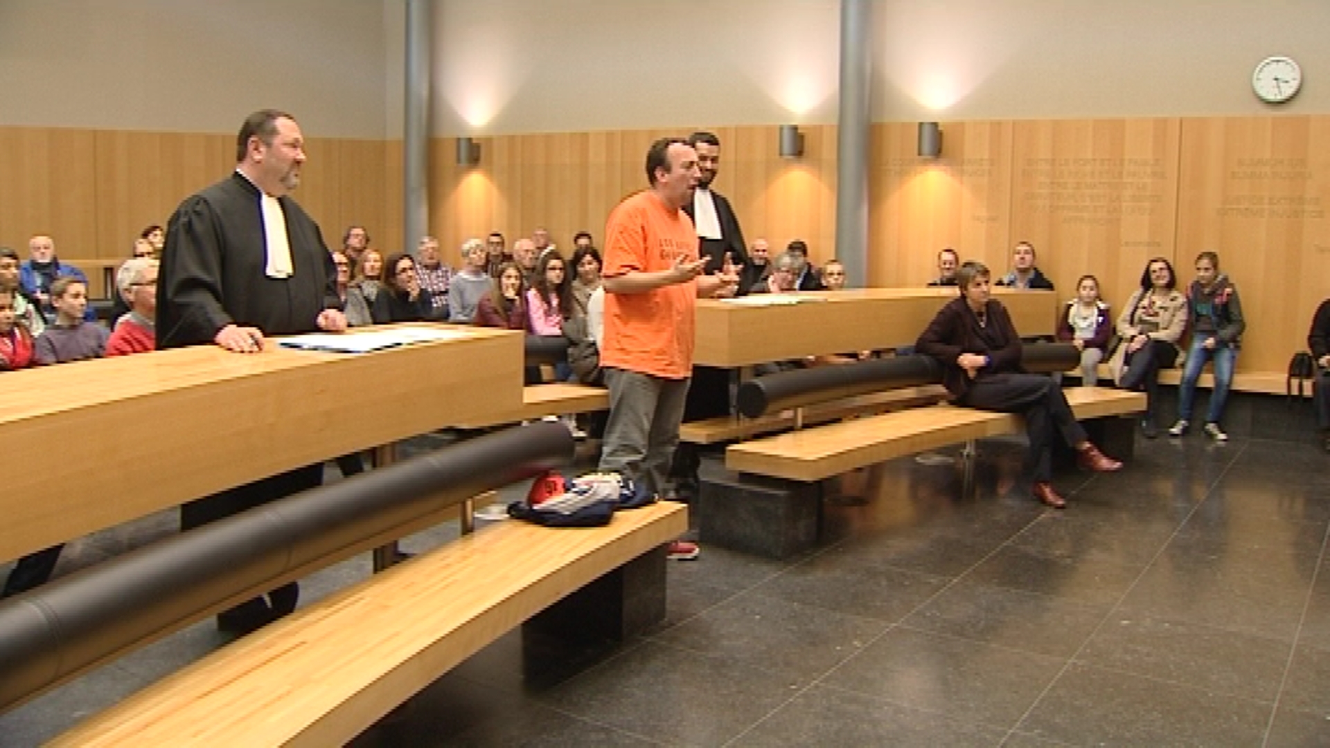 14120102 Un procès fictif pour expliquer le fonctionnement de la justice