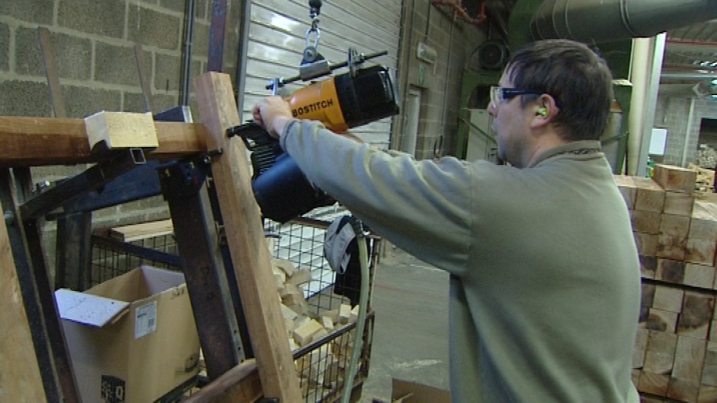 14120303 Mieux intégrer la personne handicapée au travail