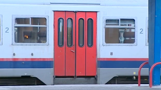 14121105 Le rail fortement perturbé aujourd'hui