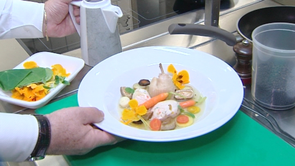 0 Entre St-Jacques et coquelet au foie gras...