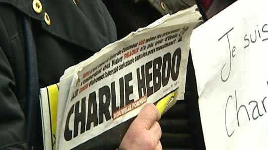 15010806 Charlie Hebdo : beaucoup d'émotion à la Mairie de Jeumont
