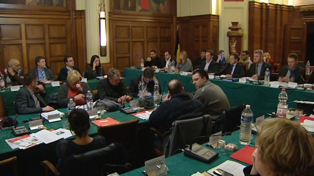 15012702 Conseil communal de Charleroi : ne pas nourrir la psychose