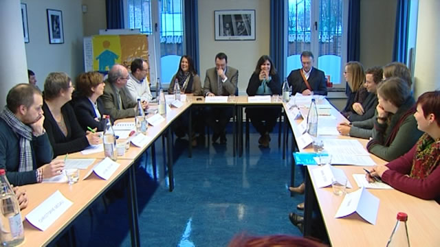 15013001 Maxime Prévot en visite au Relais Social de Charleroi