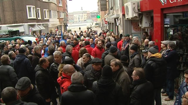 15020903 Plus de 1.500 personnes ont manifesté ce matin à Charleroi