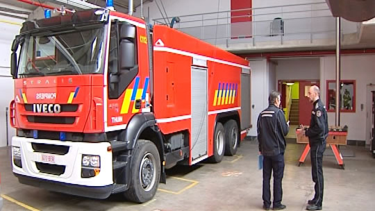 15021103 Les pompiers de Thuin négocient