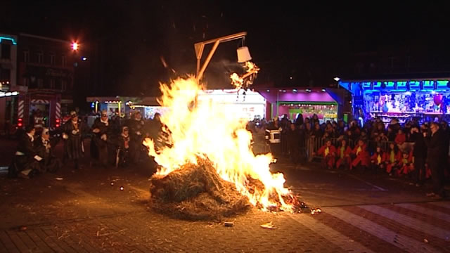 15021709 Carnaval 2015 : le rondeau final