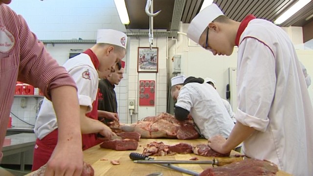 15031612 Colruyt organise des formations à la boucherie