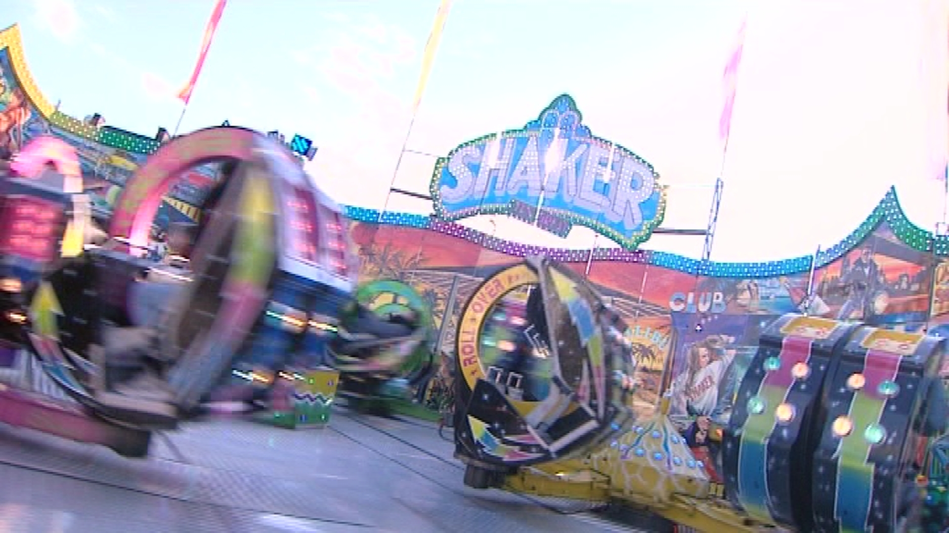 15040601 La foire de Pâques a été inaugurée samedi à Charleroi
