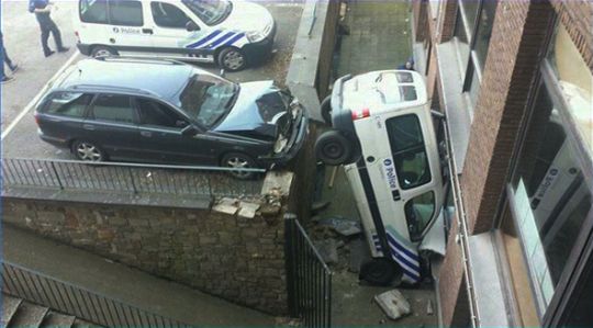 0 Accident surréaliste à Gilly