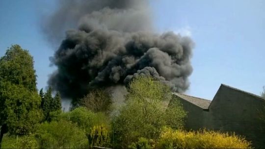 0 Magasin de pneus en feu à Marchienne-au-Pont