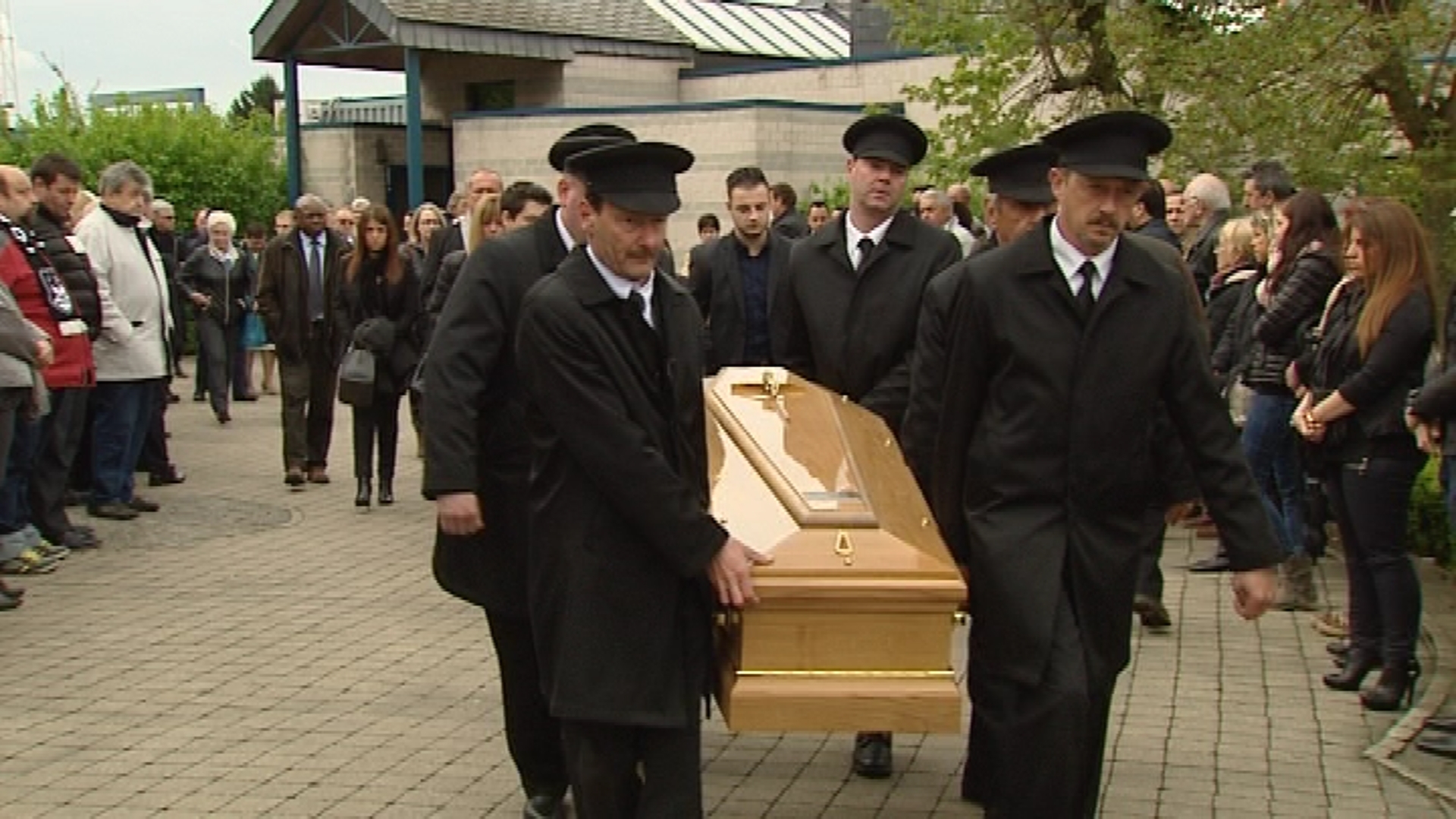 15043001 Dernier hommage à Jean-Claude Olio