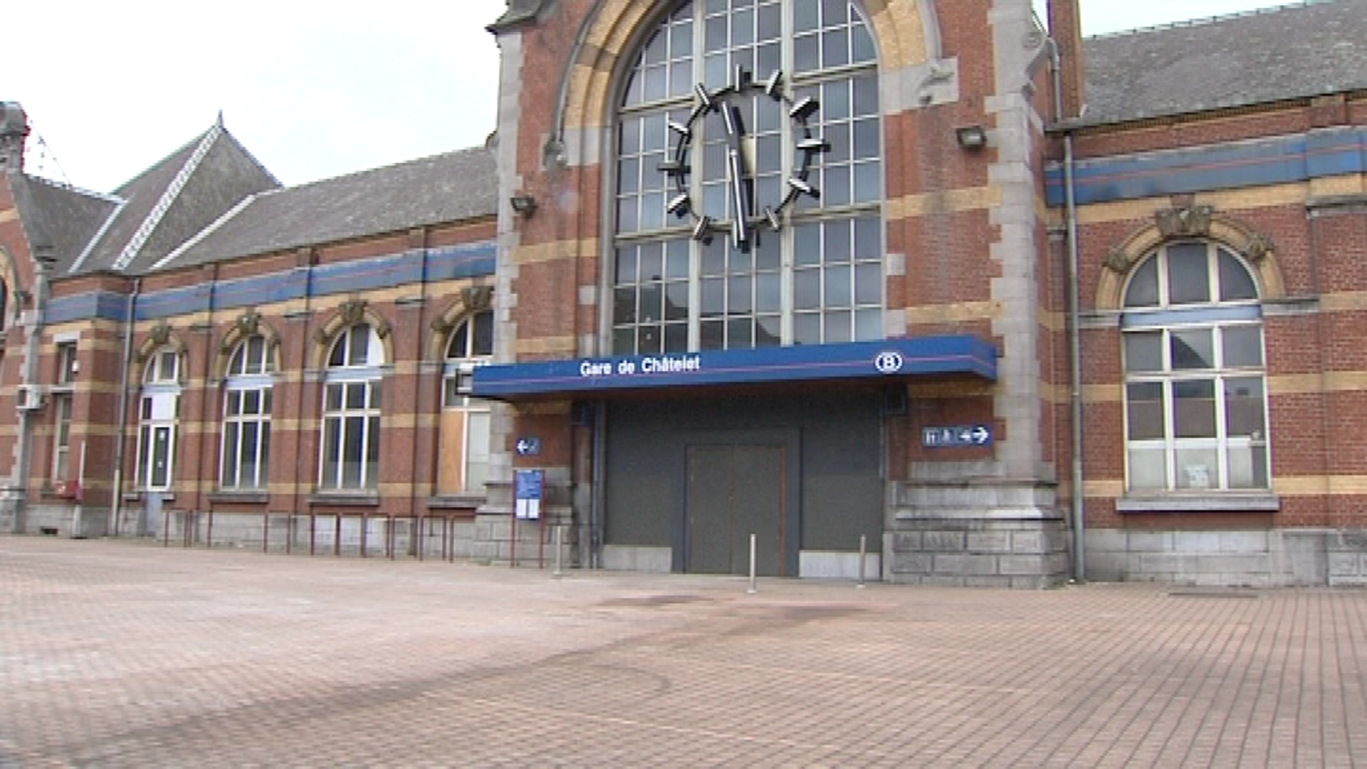 15043004 La gare de Châtelet fait débat