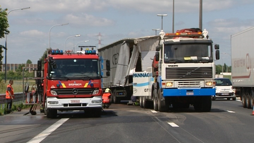 0 Violent accident de camion à Heppignies