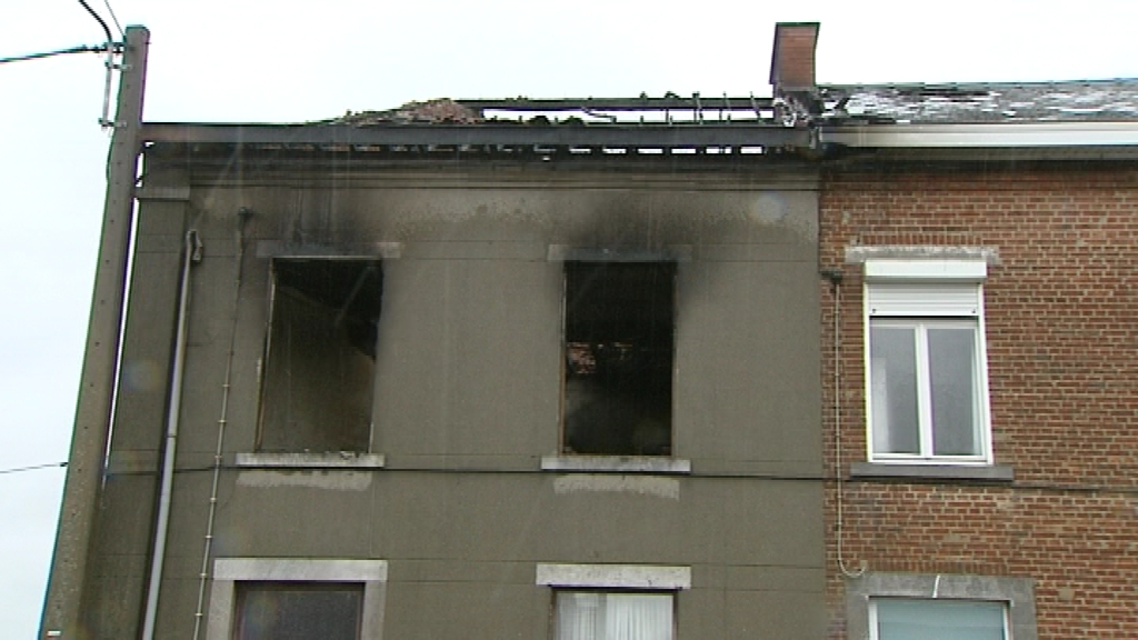 15062201 Dramatique incendie à Marchienne-au-Pont : cinq personnes perdent la vie