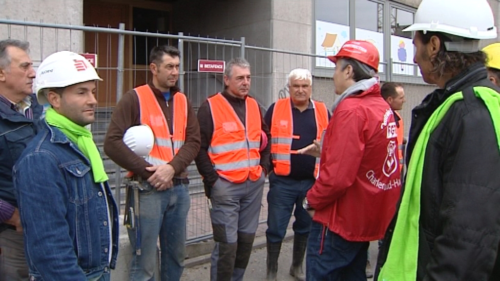 0 Action anti-dumping social sur le chantier de Rive Gauche ce matin