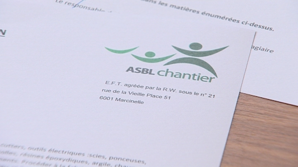 0 Remise des diplômes à l'ASBL Chantier