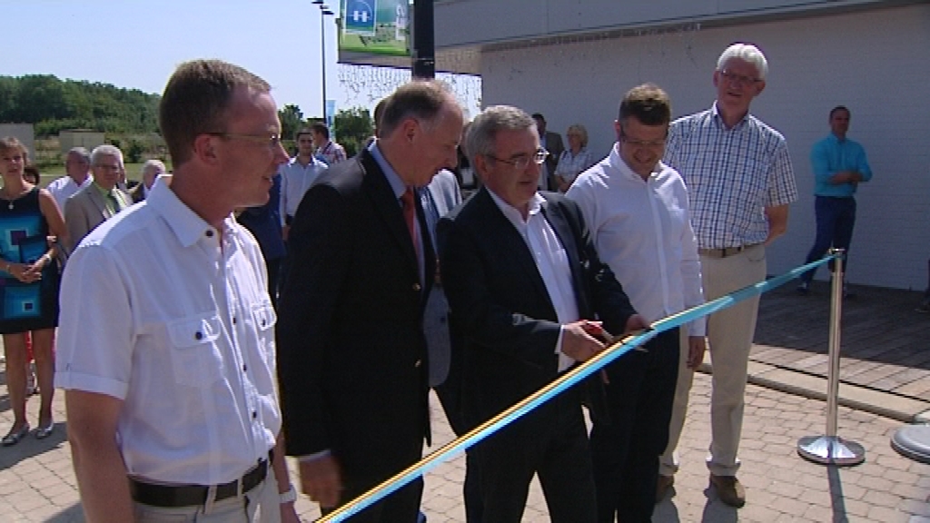 15070301 Lacs de l'Eau d'Heure : inauguration de l'Aquacentre