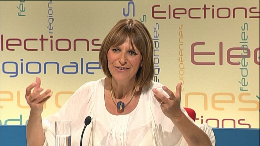 15071503 Véronique Cornet : une femme de débat