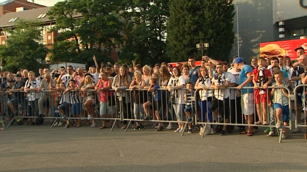 Europa League : tous les supporters étaient derrière les Zèbres hier soir !