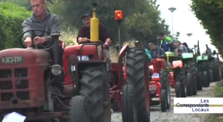 0 9ème concentration de vieux tracteurs à Sombreffe