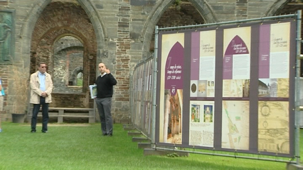 15091004 Découvrir l'abbaye de Villers-la-Ville sous un autre jour