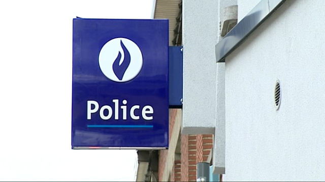 0 Le nouvel hôtel de police de Jumet attaqué par la mérule !