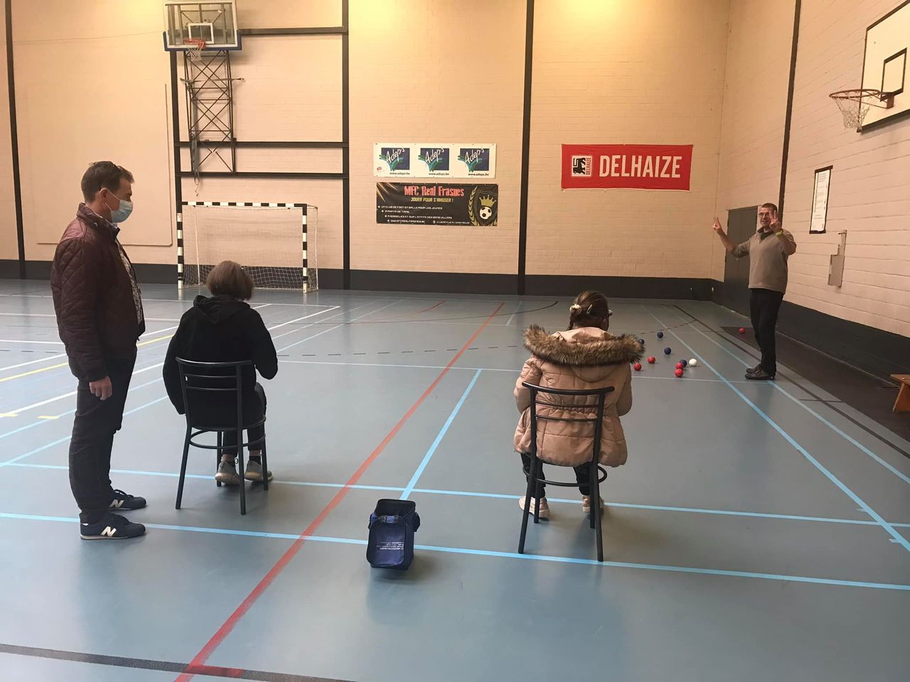 De la boccia toutes les semaines aux Bons Villers: un sport pour les moins valides, mais aussi pour tous