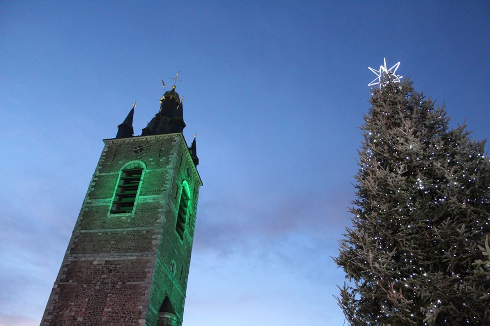 Thuin: stationnement interdit Place du Chapitre ce 8 janvier 