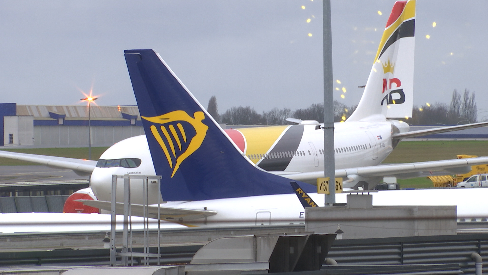 Rencontre tendue entre les responsables de l'aéroport de Charleroi et les riverains