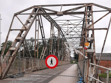 La passerelle de la gare de Châtelet fermée !