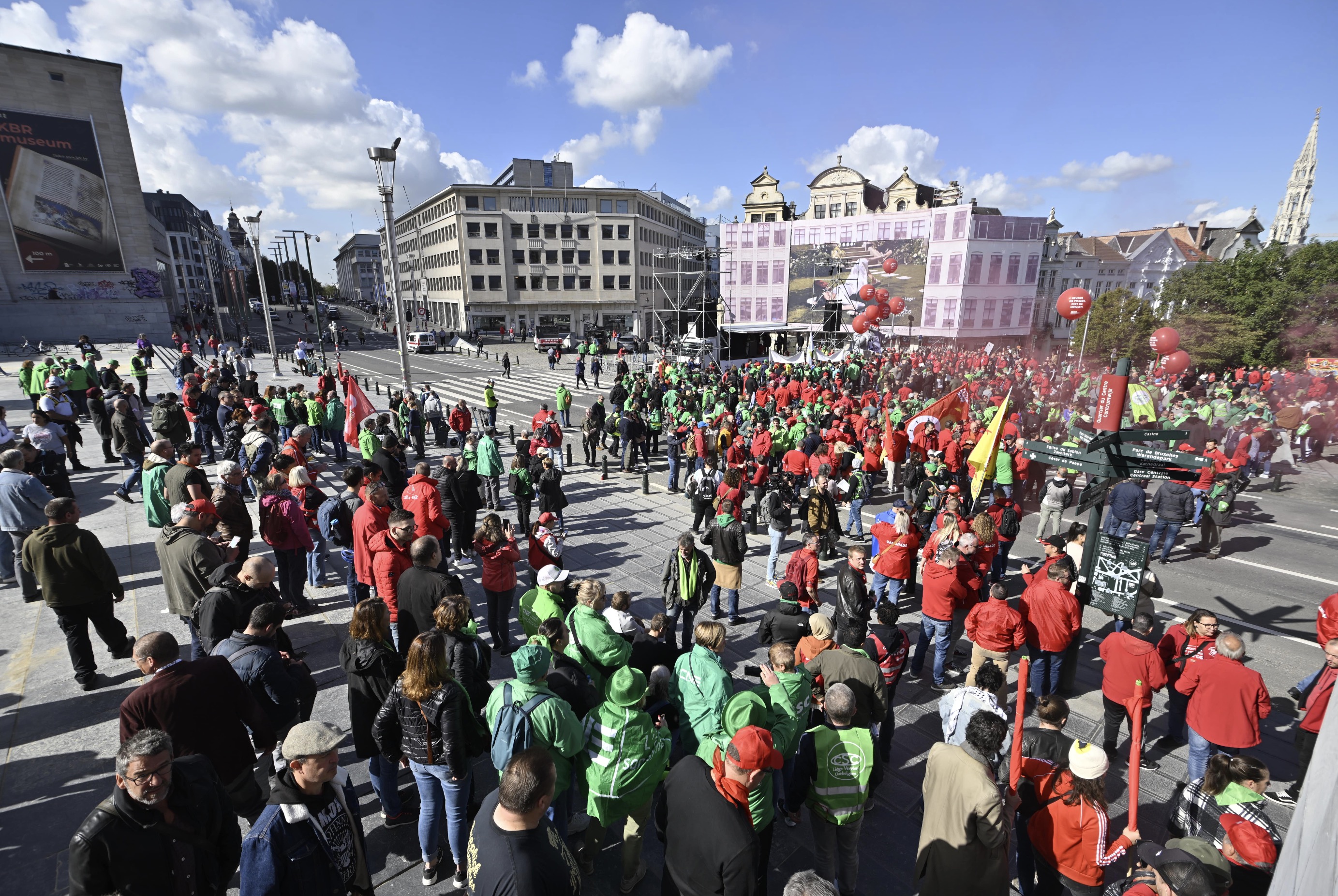 Manifestation pour le pouvoir d'achat à Bruxelles: 10 000 personnes dont un tiers de carolos