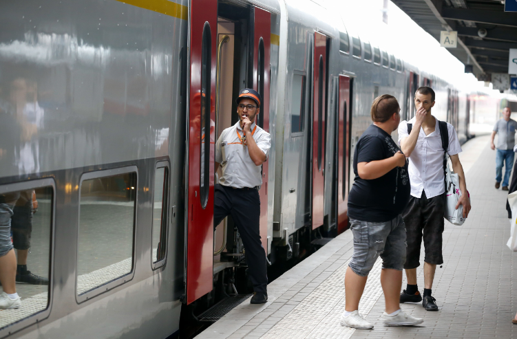 SNCB: acheter un ticket dans le train coûte deux euros de plus