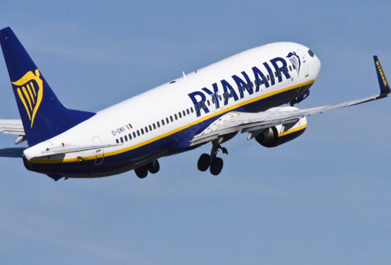 Ryanair, pire compagnie d’aviation du monde, selon une enquête de Test Achats