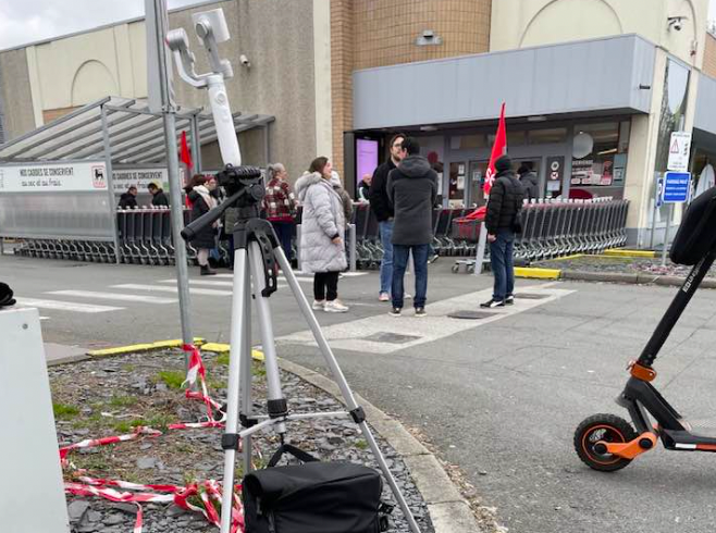 Delhaize: le bras de fer continue entre autres à Marcinelle, Bouffioulx et Montigny