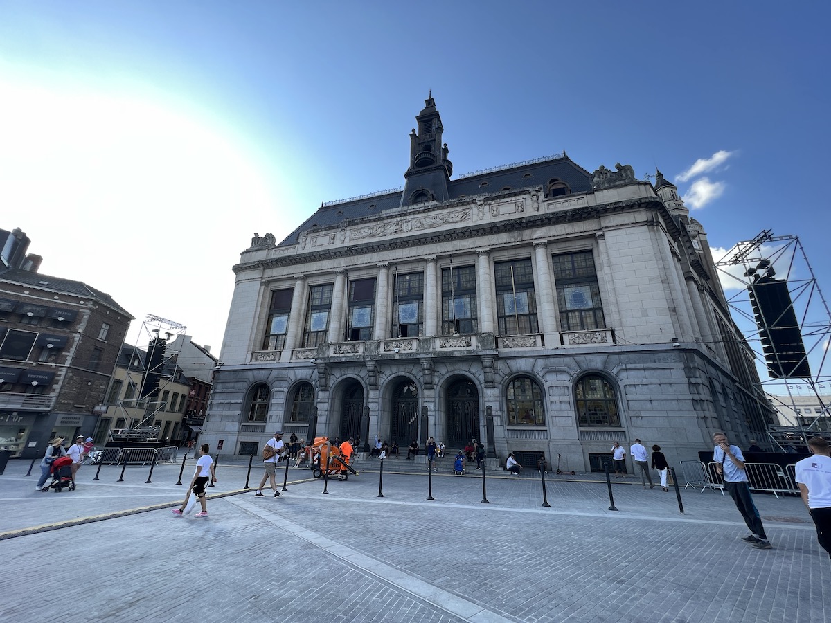 Un rassemblement du parti d'extrême droite « Chez Nous » interdit par la ville de Charleroi