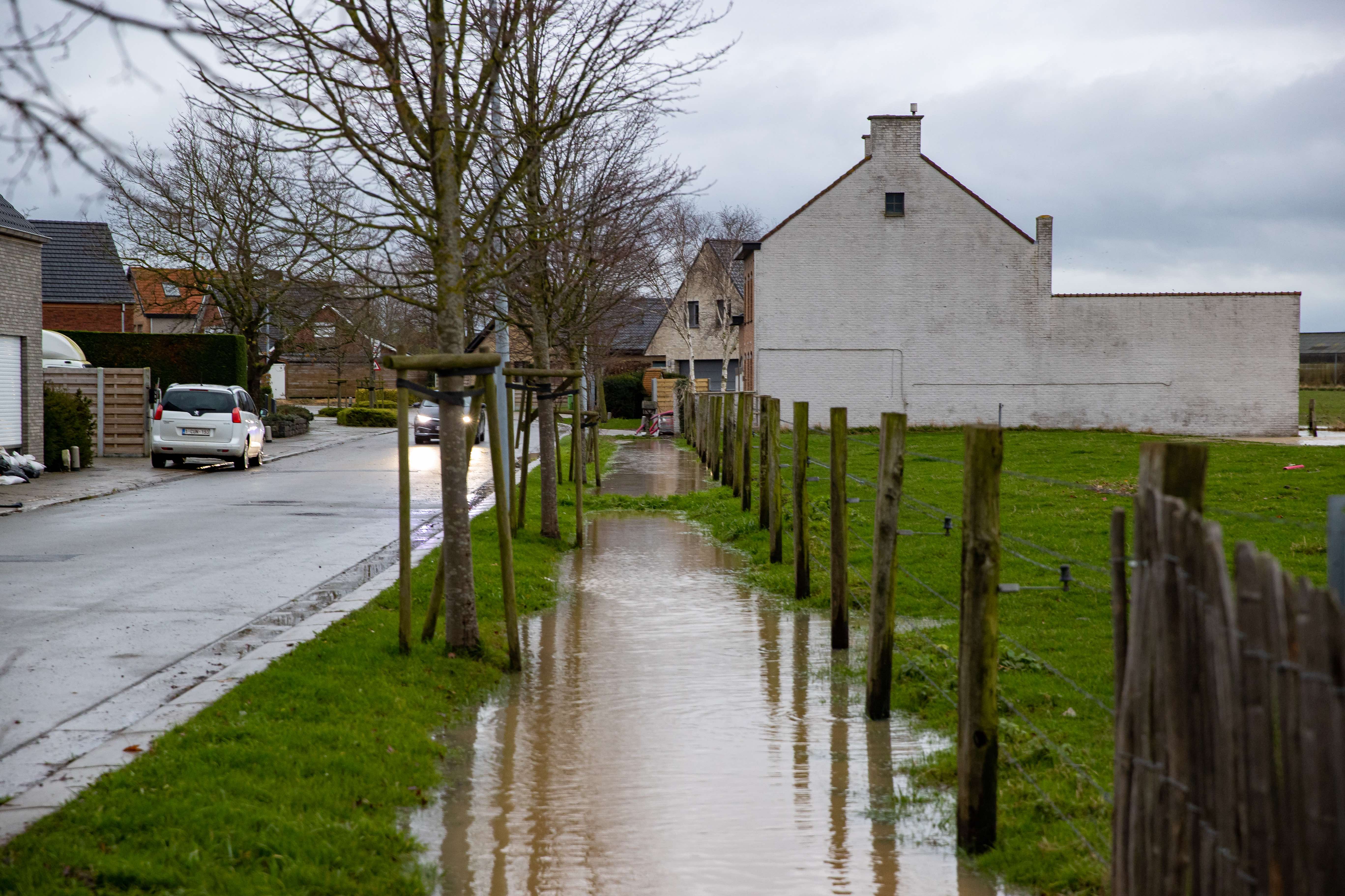 Intempéries : l'IRM place le pays sous avertissement jaune pour vendredi