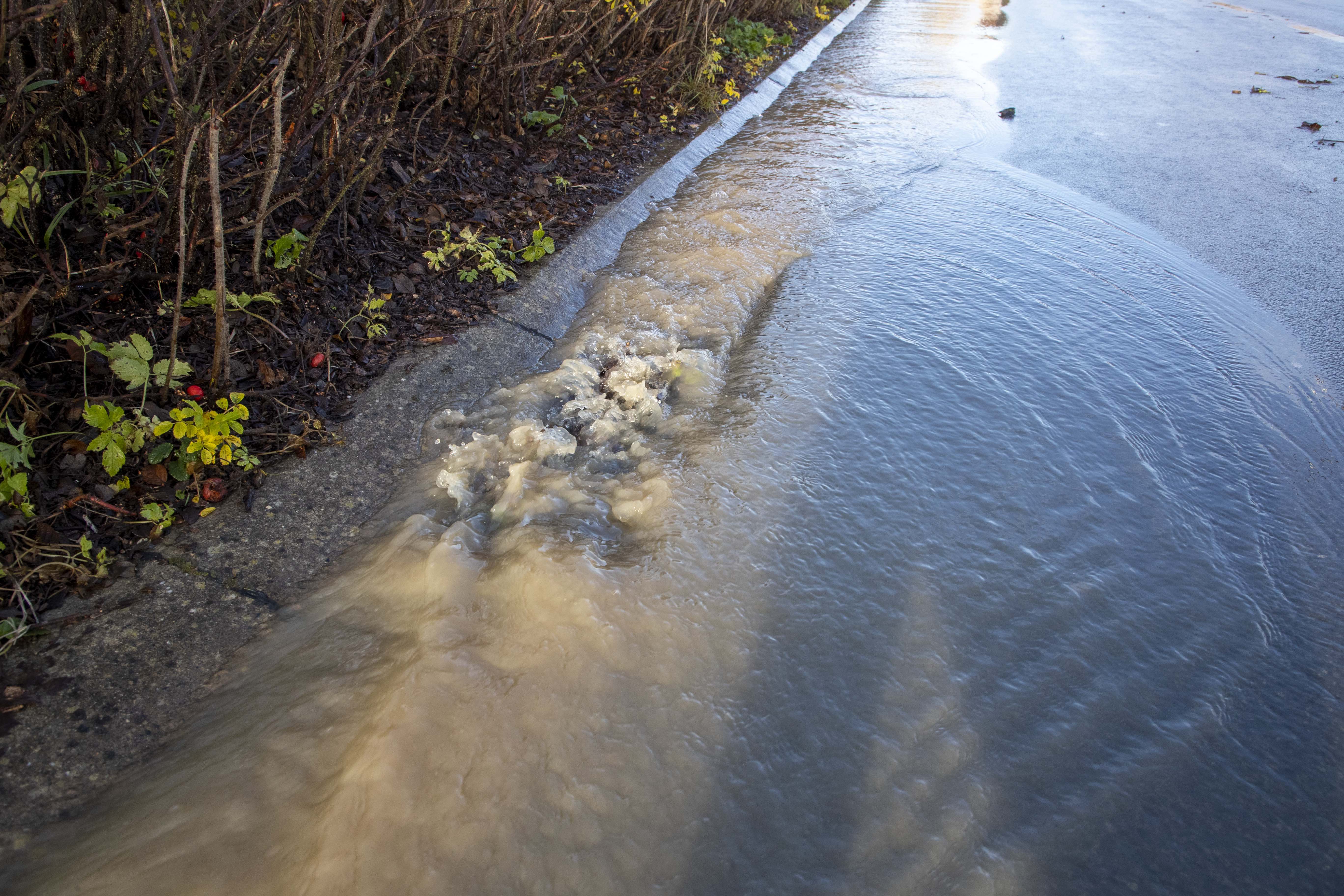 Fortes pluies : des rues inondées notamment à Erquelinnes, Marcinelle, Couillet et Châtelet